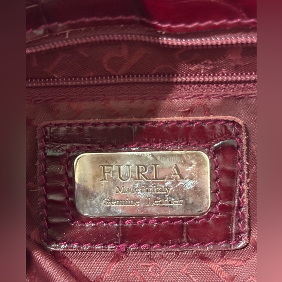 Furla Greta embossed croc handbag shoulder bag - Picture 5 of 13